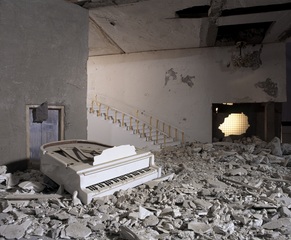 The Ashes Series: Piano,Wafaa Bilal