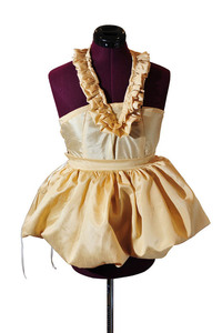 14_yellow_dress