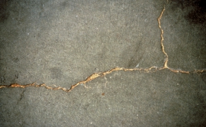 Prepared_floor_crack